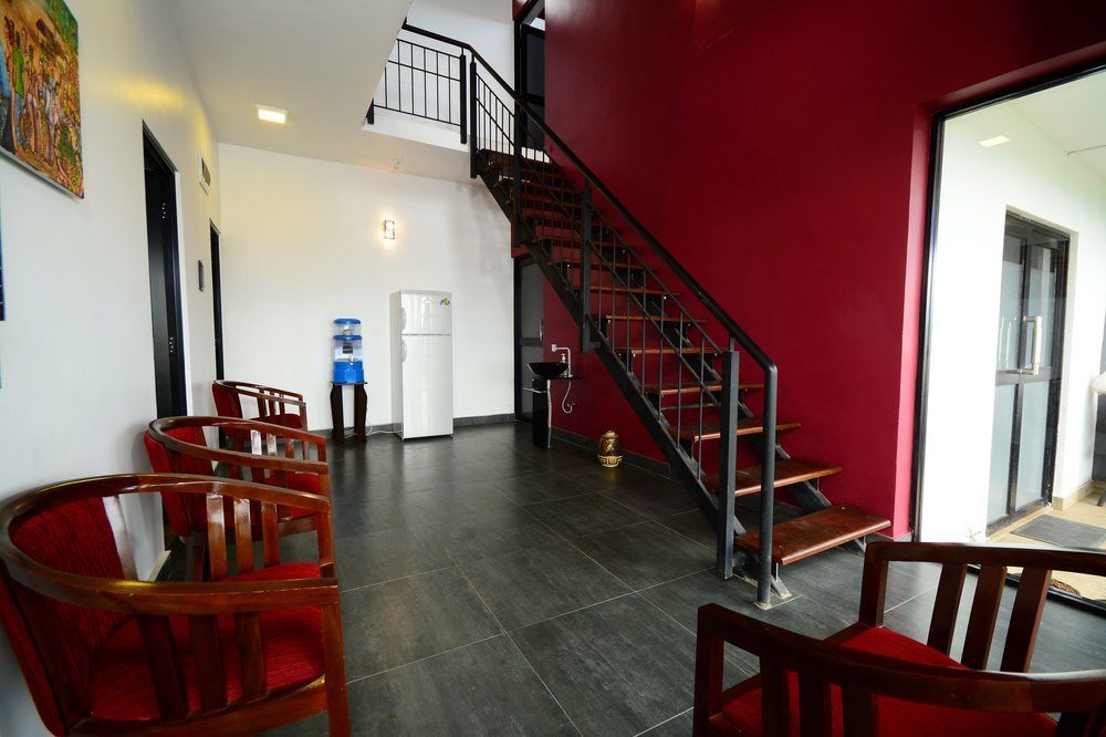 Mount Lake Inn Nuwara Eliya Extérieur photo